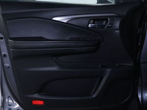 Used 2021 Honda Pilot Special Edition image 13