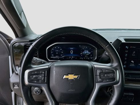 Used 2024 Chevrolet Silverado 3500 LT AWD/4WD image 11