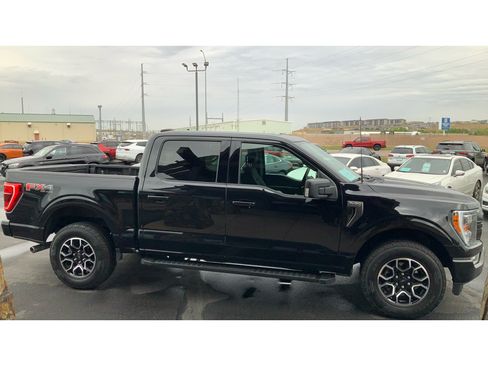 Used 2022 Ford F150 XLT w/ Equipment Group 302A High AWD/4WD image 5