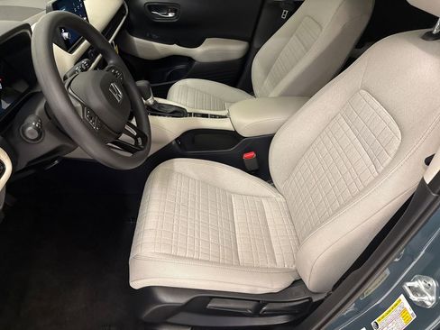 New 2026 Honda HR-V LX image 17