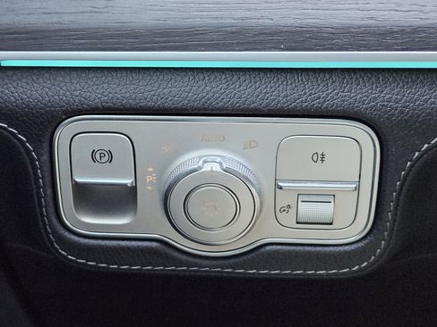 Certified 2023 Mercedes-Benz GLS 450 4MATIC image 22