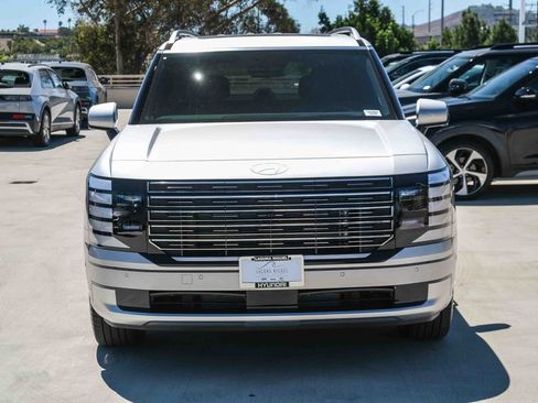 New 2026 Hyundai Palisade Calligraphy AWD/4WD image 2