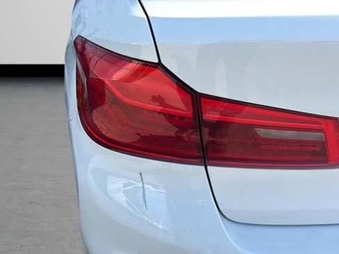 Used 2020 BMW 540i w/ M Sport Package image 33