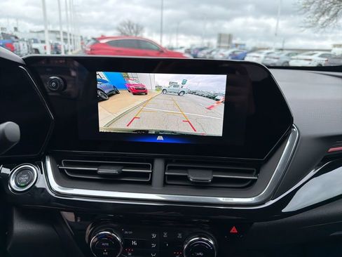 New 2026 Chevrolet Trax RS FWD image 21