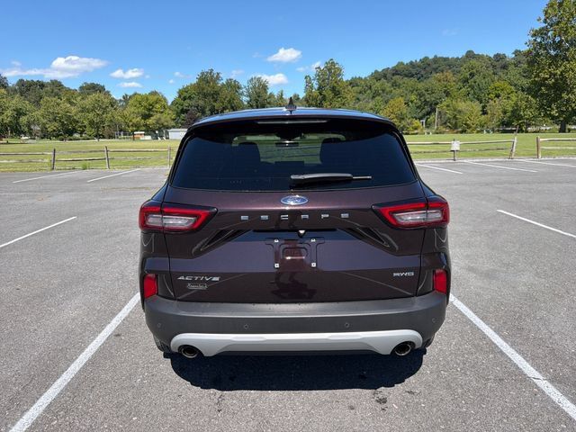 Used 2023 Ford Escape Active AWD/4WD image 8