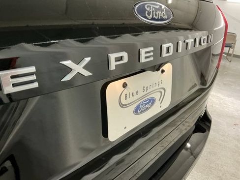 New 2026 Ford Expedition Max Active AWD/4WD image 6