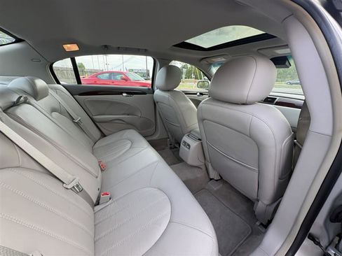 Used 2011 Buick Lucerne CXL FWD image 17