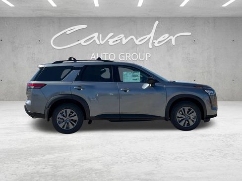 New 2026 Nissan Pathfinder SV image 17