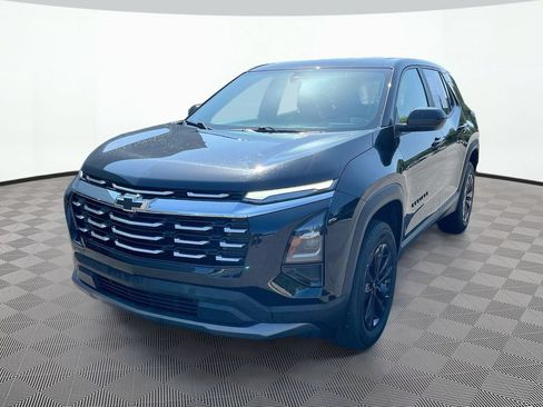 Used 2026 Chevrolet Equinox LT w/ Convenience Package II FWD image 1