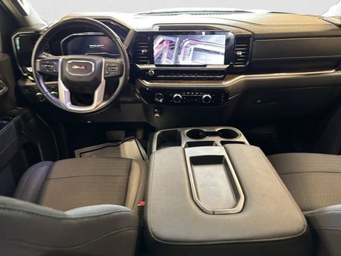 Used 2024 GMC Sierra 1500 Elevation w/ X31 Off-Road Package AWD/4WD image 11