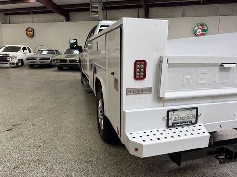 Used 2024 Chevrolet Silverado 2500 LT w/ Convenience Package AWD/4WD image 15