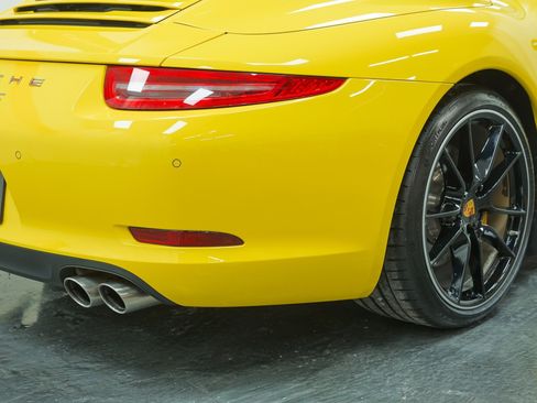 Used 2012 Porsche 911 Carrera S w/ Burmester Audio Pkg RWD image 27