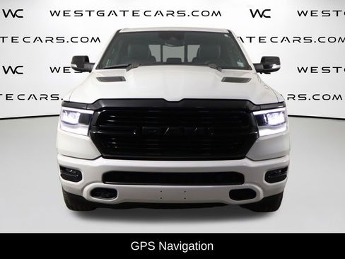 Used 2022 RAM 1500 Laramie AWD/4WD image 2
