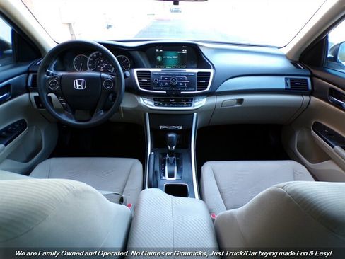 Used 2015 Honda Accord LX image 30