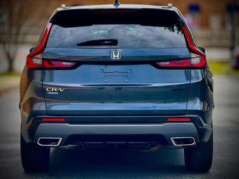 Used 2024 Honda CR-V Sport image 6