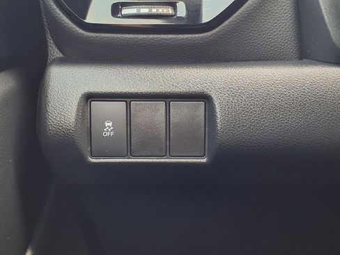 Used 2025 Honda Pilot Sport image 9