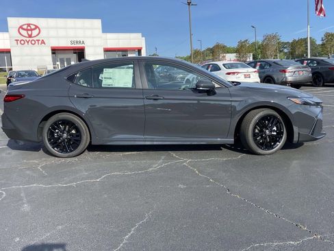 New 2026 Toyota Camry SE image 2