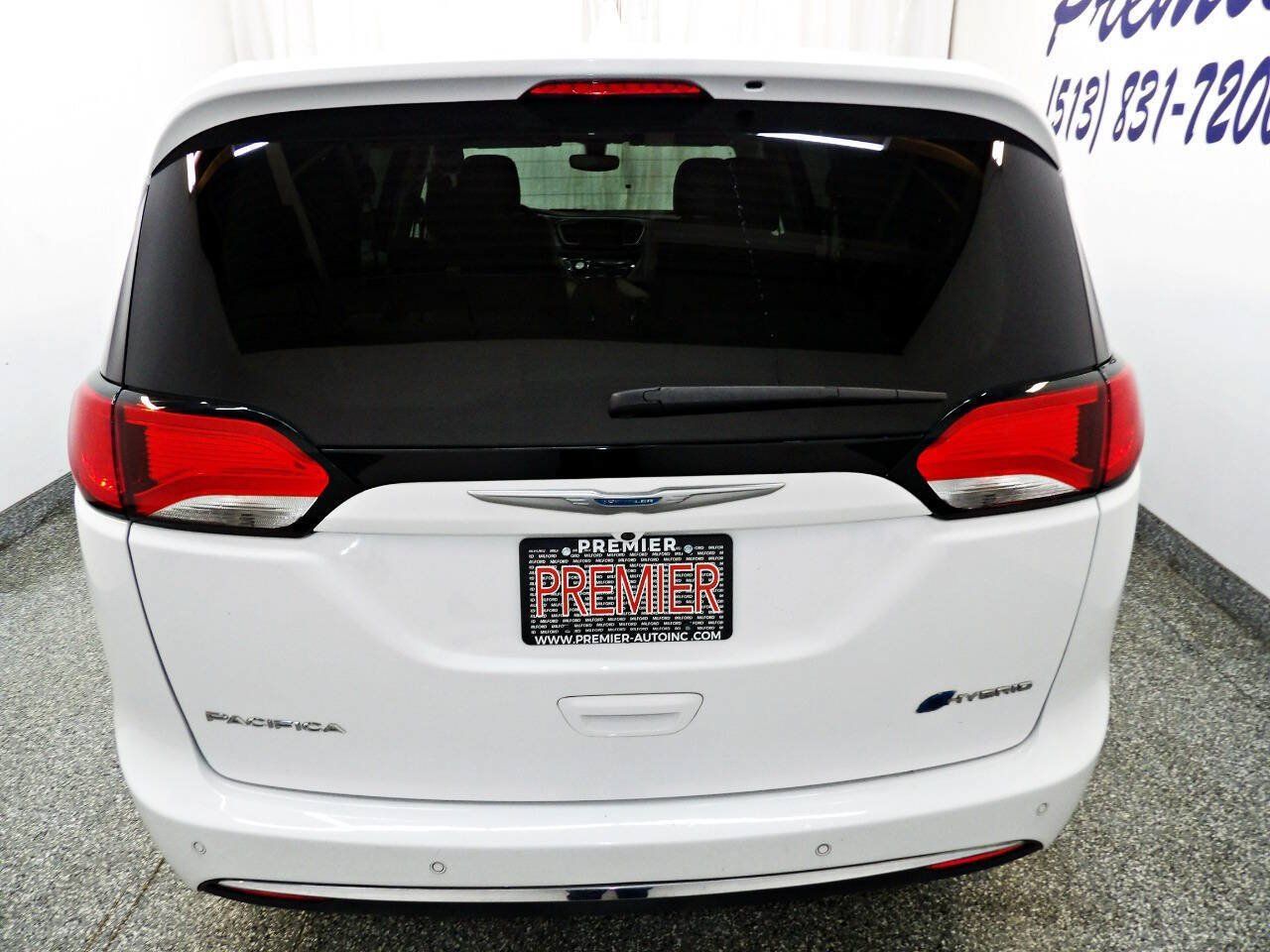 Used 2019 Chrysler Pacifica Touring Plus FWD image 5