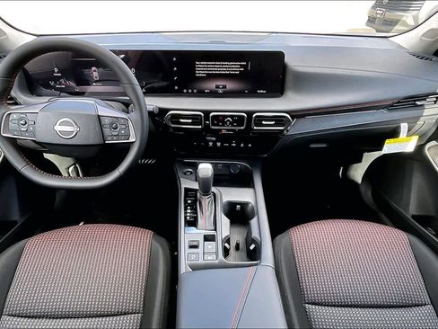 New 2026 Nissan Sentra SR w/ Floor Mat Package image 5