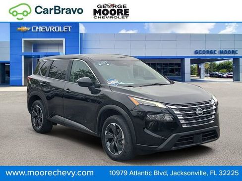 Used 2024 Nissan Rogue SV image 1