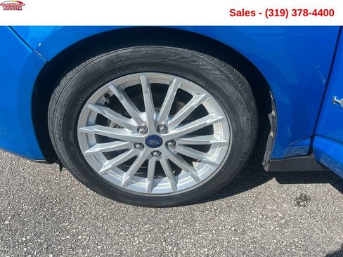 Used 2015 Ford C-MAX SE w/ Equipment Group 201A image 21