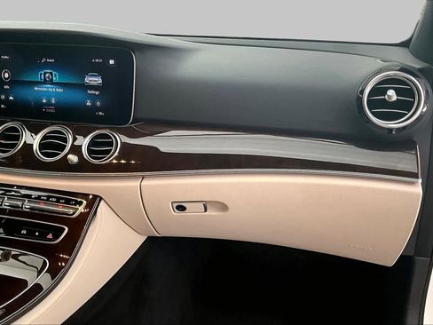 Certified 2022 Mercedes-Benz E 350 Sedan image 19