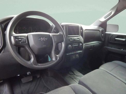 Used 2019 Chevrolet Silverado 1500 Custom Trail Boss w/ Custom Convenience Package image 12