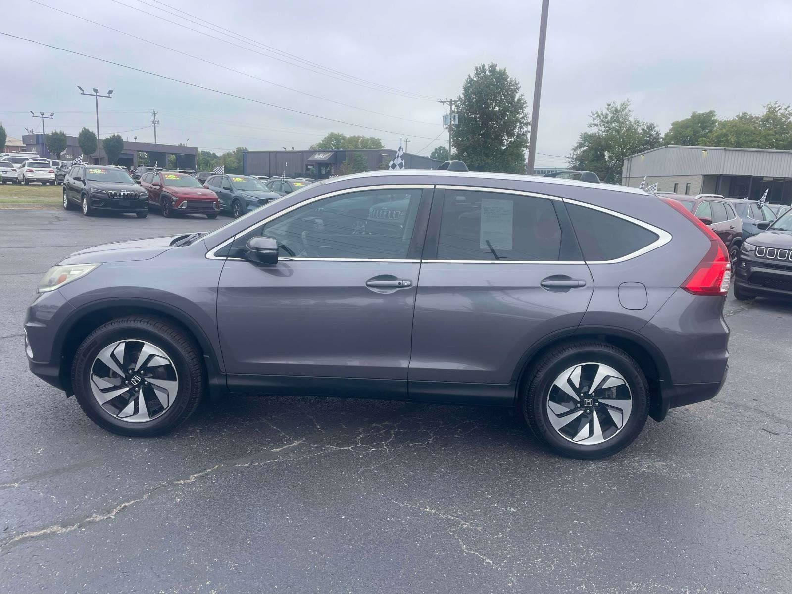 Used 2015 Honda CR-V Touring image 4