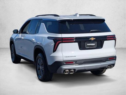 New 2026 Chevrolet Traverse LT w/ Driver Confidence Package image 9