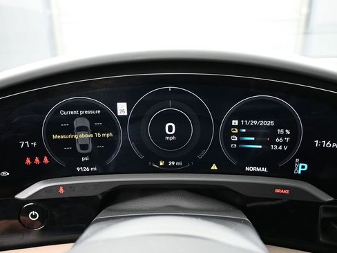 Certified 2022 Porsche Taycan image 19