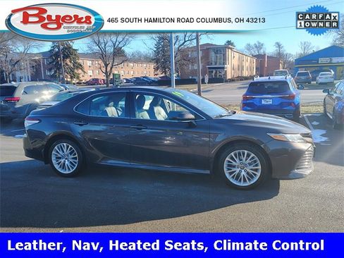 Used 2019 Toyota Camry XLE w/ Navigation Package image 7