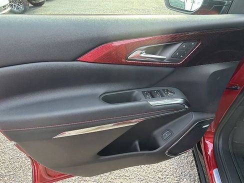 New 2026 Chevrolet Traverse RS image 11