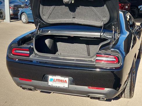 Used 2022 Dodge Challenger R/T Scat Pack w/ Shaker Package image 23