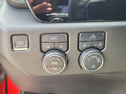 Certified 2024 Chevrolet Silverado 1500 LT w/ Protection Package image 23