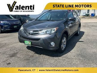 Used 2015 Toyota RAV4 XLE AWD/4WD video 1