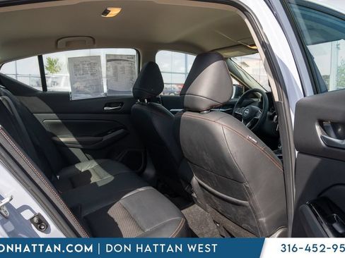 Used 2023 Jeep Compass Limited AWD/4WD image 21