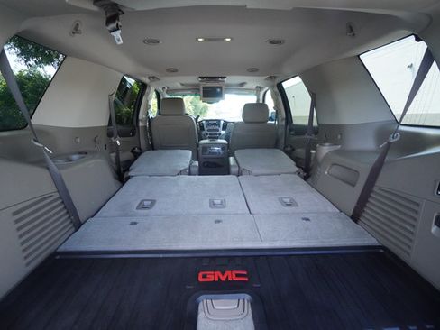 Used 2018 GMC Yukon SLT w/ Open Road Package AWD/4WD image 31