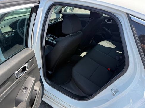 Used 2023 Honda Civic LX image 6