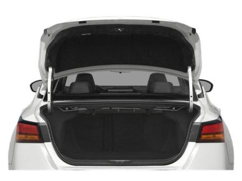 Used 2024 Nissan Altima 2.5 SR w/ SR Premium Package FWD image 14