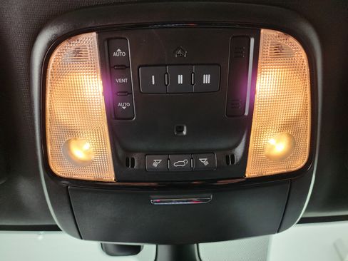 Used 2024 Dodge Durango GT image 47