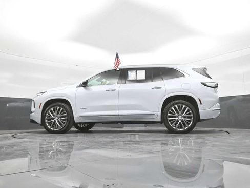 Used 2026 Buick Enclave Avenir w/ Super Cruise Package AWD/4WD image 47