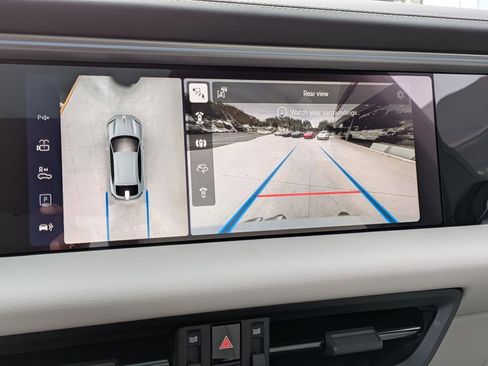 New 2026 Porsche Macan Electric image 19