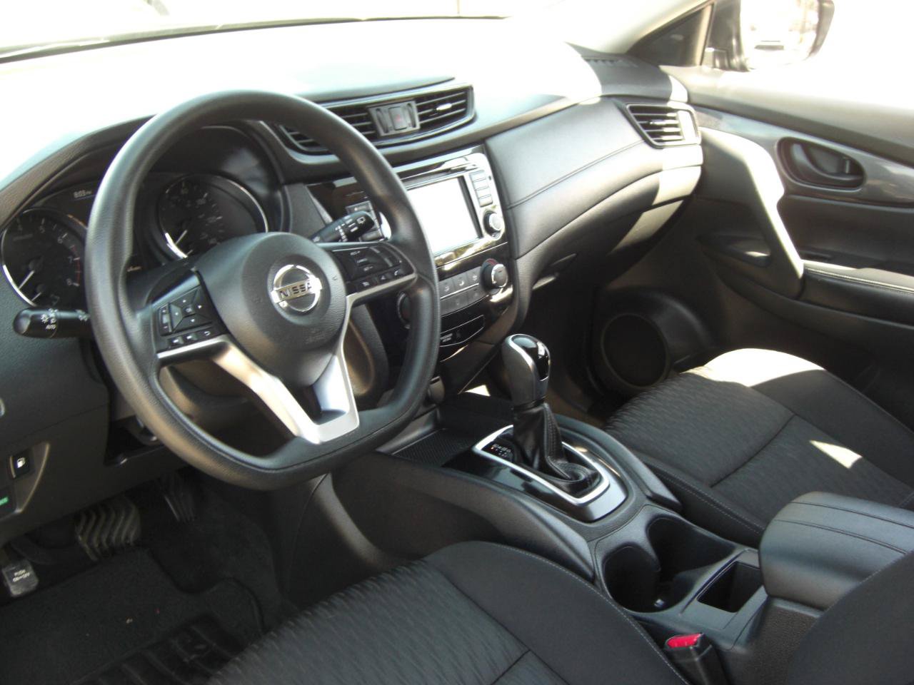 Used 2019 Nissan Rogue S FWD image 5
