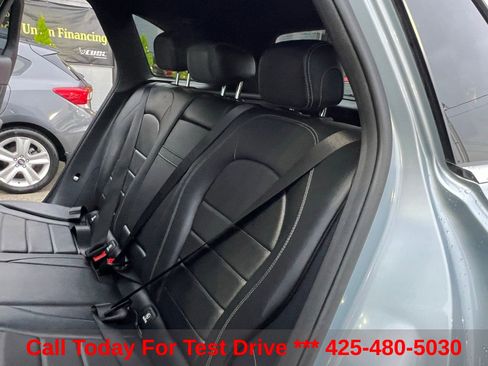 Used 2018 Mercedes-Benz GLC 300 4MATIC image 26