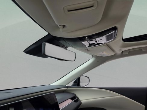 Used 2024 Lexus RX 350 Premium Plus w/ Convenience Package image 15