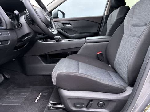 Used 2023 Nissan Rogue SV FWD image 18