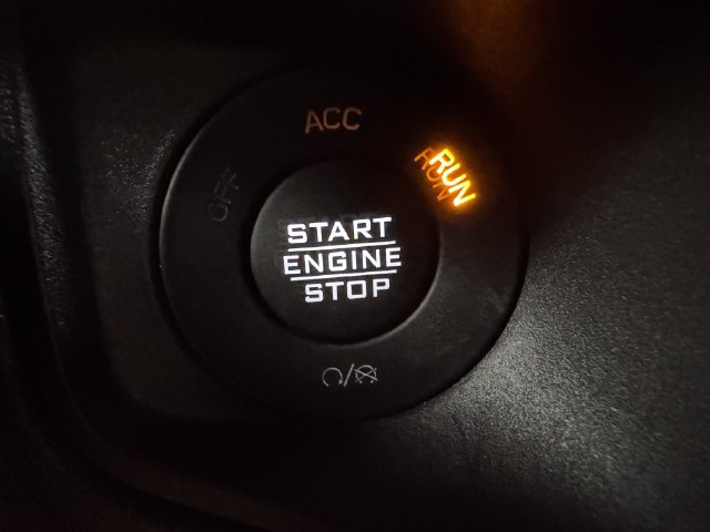 Used 2026 Jeep Wrangler Sport AWD/4WD image 12