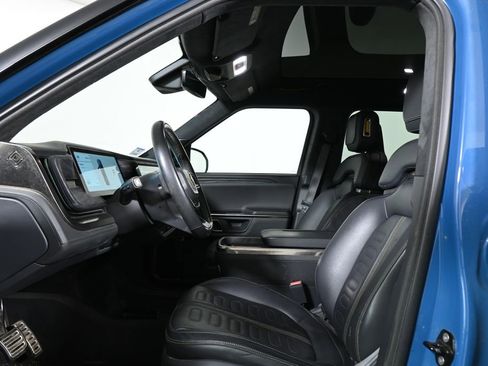 Used 2022 Rivian R1T Launch Edition image 3