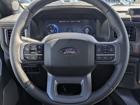 New 2025 Ford F150 Lightning Lariat image 29