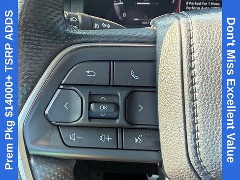 Used 2024 Toyota Tacoma TRD Sport w/ TRD Sport Premium Package AWD/4WD image 21
